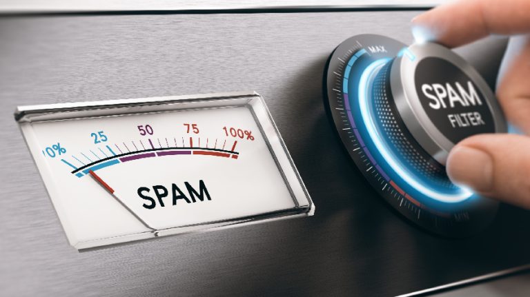 Création et gestion de filtres anti-spam pour une boîte e-mail sécurisée